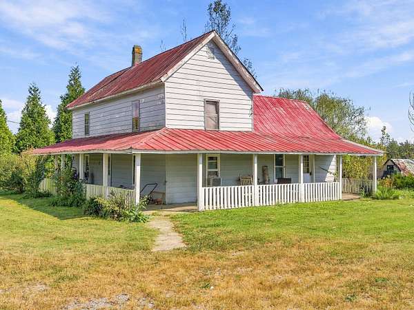 3.63 Acres of Land with Home for Sale in Greeneville, Tennessee