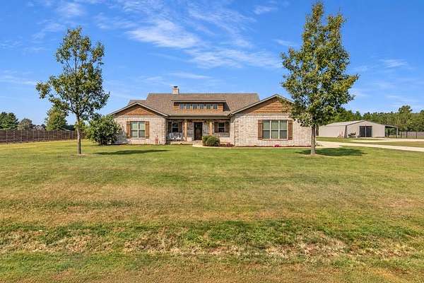1.75 Acres of Land with Home for Sale in Marion, Arkansas