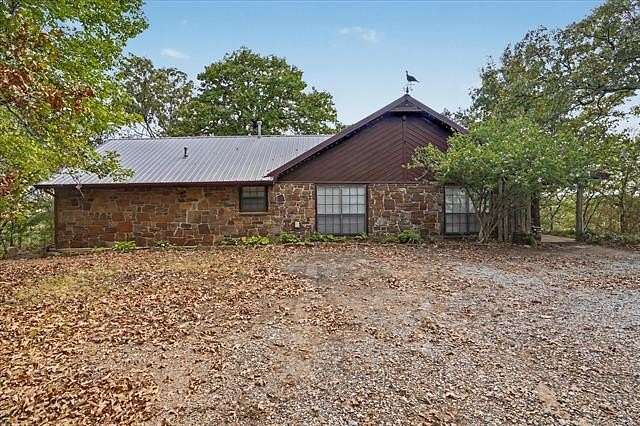 17.6 Acres of Land with Home for Sale in Muskogee, Oklahoma