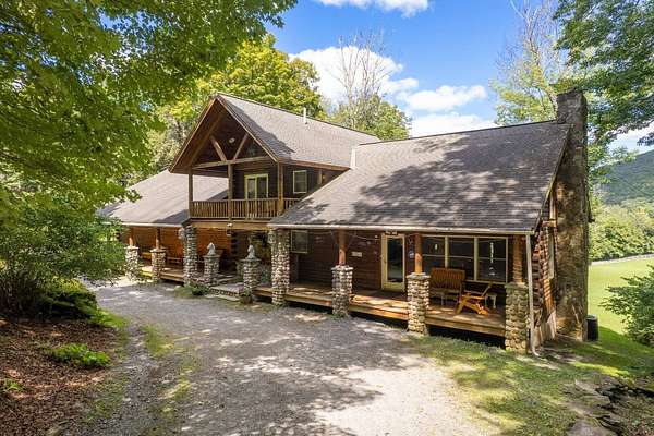 143 Acres of Land with Home for Sale in Hancock, New York
