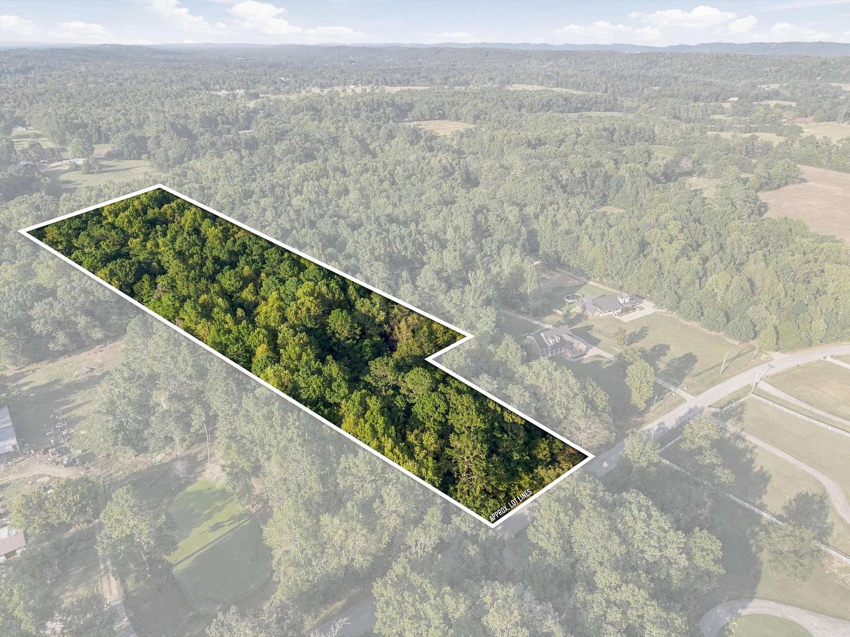 7.89 Acres of Residential Land for Sale in Ringgold, Georgia