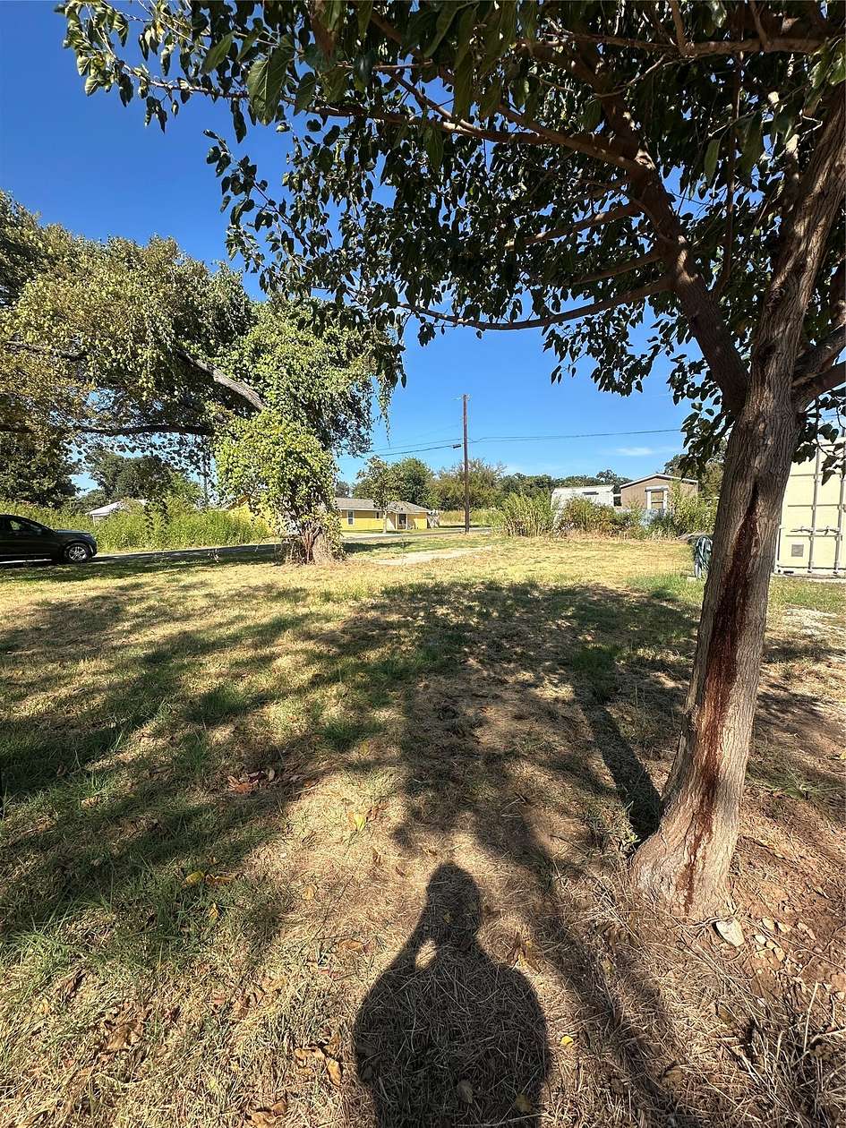0.12 Acres of Residential Land for Sale in Gordonville, Texas