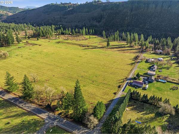 5 Acres of Land for Sale in Ariel, Washington
