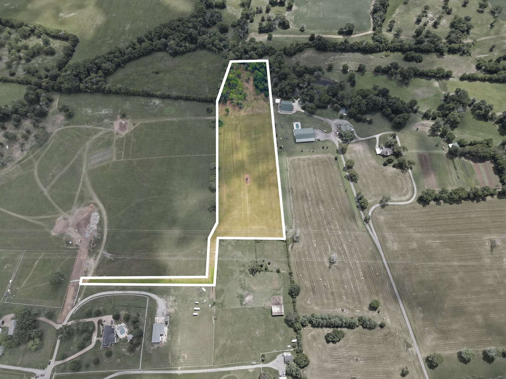 9.17 Acres of Residential Land for Sale in Lebanon, Tennessee