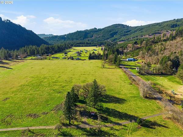 5 Acres of Residential Land for Sale in Ariel, Washington
