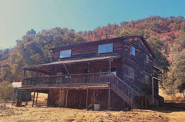 5 Acres of Land with Home for Sale in Tollhouse, California
