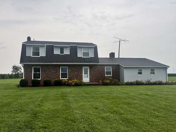 20 Acres of Recreational Land with Home for Sale in Rensselaer, Indiana