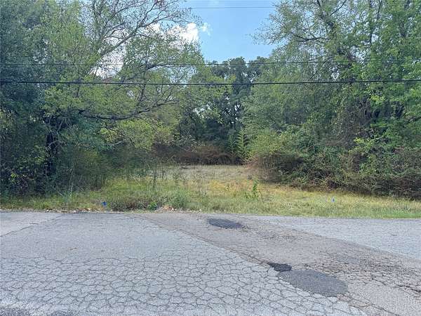 0.16 Acres of Residential Land for Sale in Gun Barrel City, Texas
