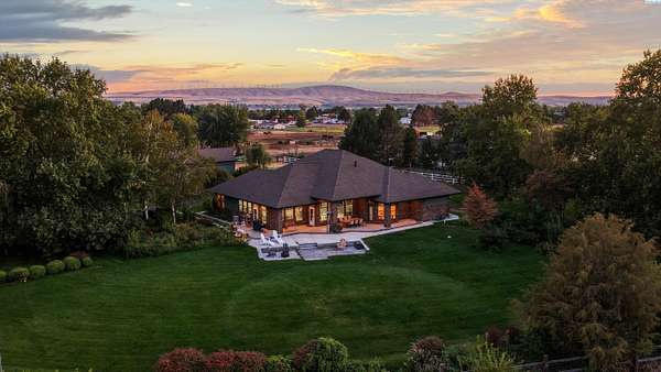 2 Acres of Land with Home for Sale in Kennewick, Washington