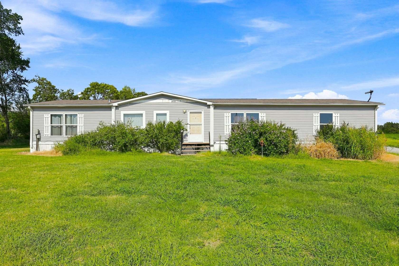 1.8 Acres of Land with Home for Sale in Mayfield, Kansas