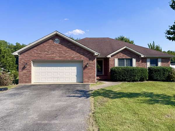 2.2 Acres of Land with Home for Sale in Hopkinsville, Kentucky