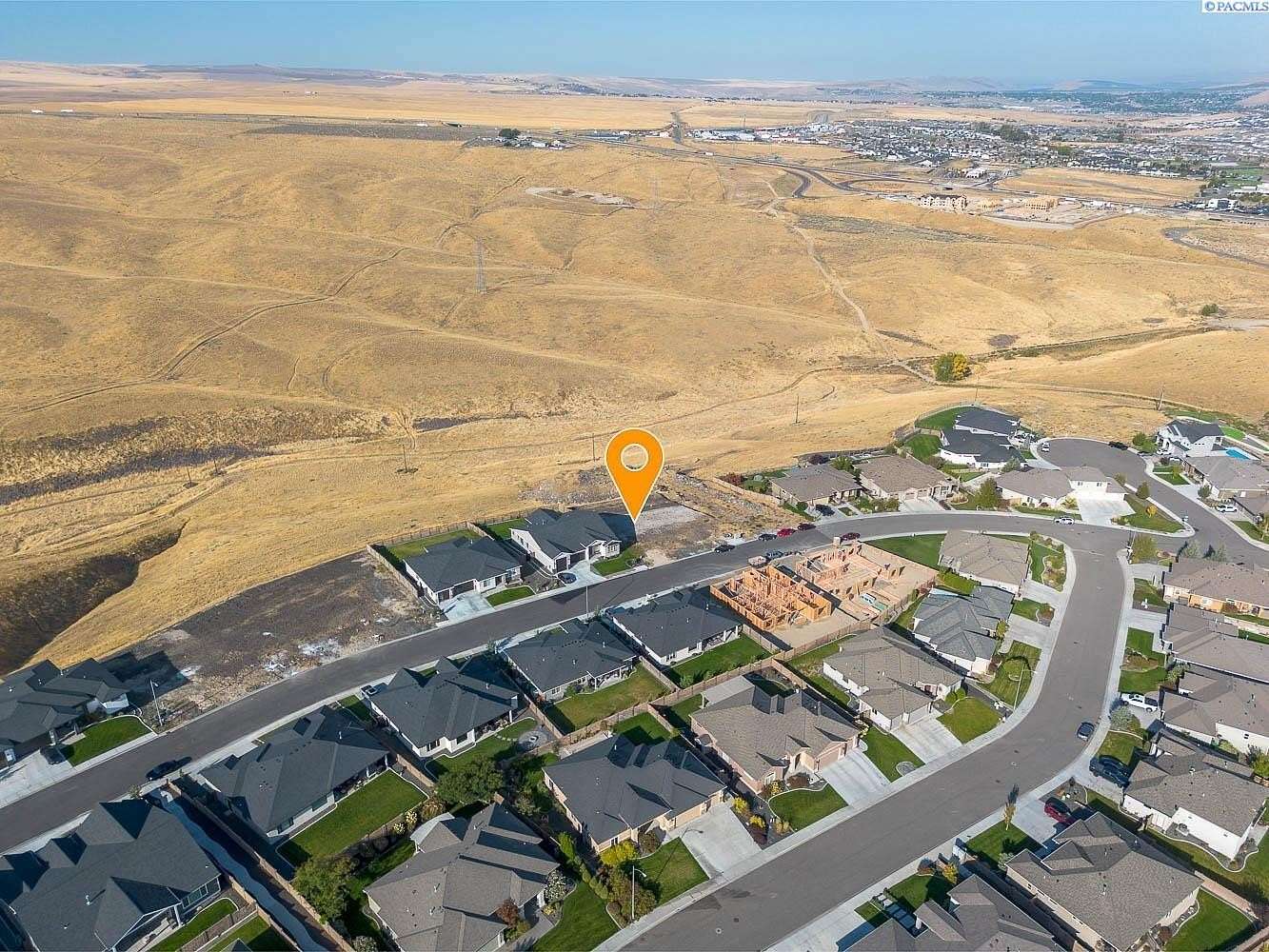 0.37 Acres of Residential Land for Sale in Kennewick, Washington