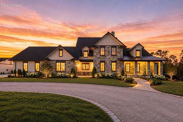 137 Acres of Land with Home for Sale in Winchester, Kentucky