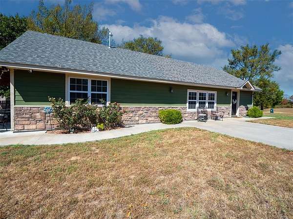 20 Acres of Land with Home for Sale in Wewoka, Oklahoma