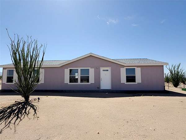40 Acres of Land with Home for Sale in Yucca, Arizona