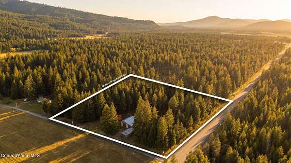 5 Acres of Land with Home for Sale in Athol, Idaho