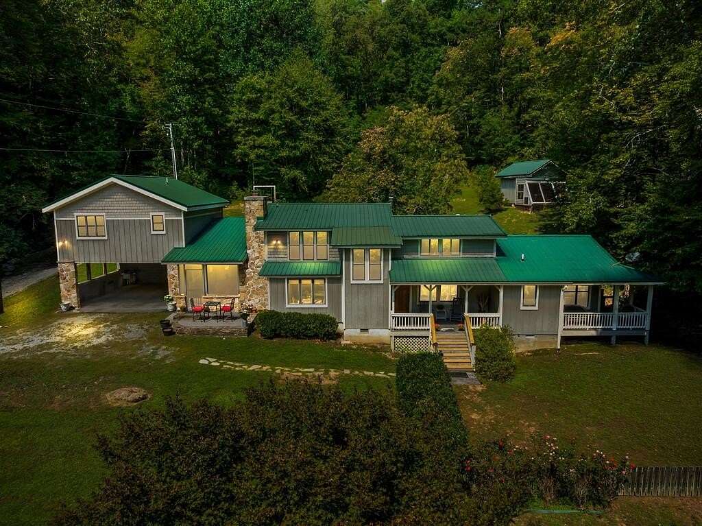 25 Acres of Recreational Land with Home for Sale in Robbinsville, North Carolina
