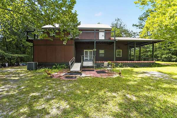 10 Acres of Land with Home for Sale in Williston, Florida