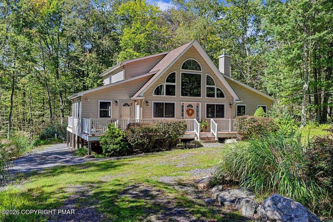 1.72 Acres of Land with Home for Sale in Gouldsboro, Pennsylvania