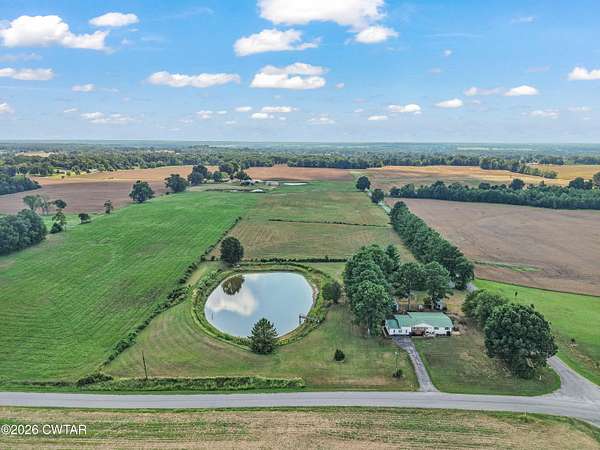 8 Acres of Land with Home for Sale in Greenfield, Tennessee