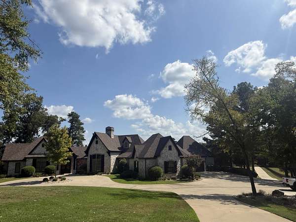 5.23 Acres of Land with Home for Sale in Longview, Texas