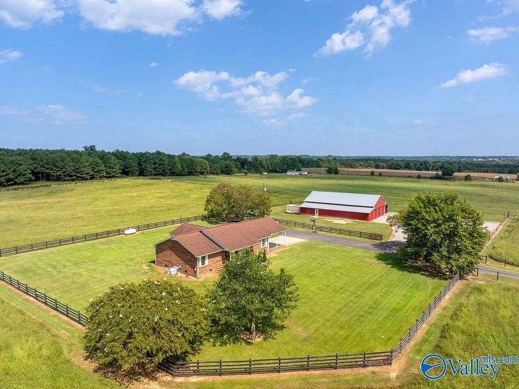 12.3 Acres of Land with Home for Sale in Grove Oak, Alabama