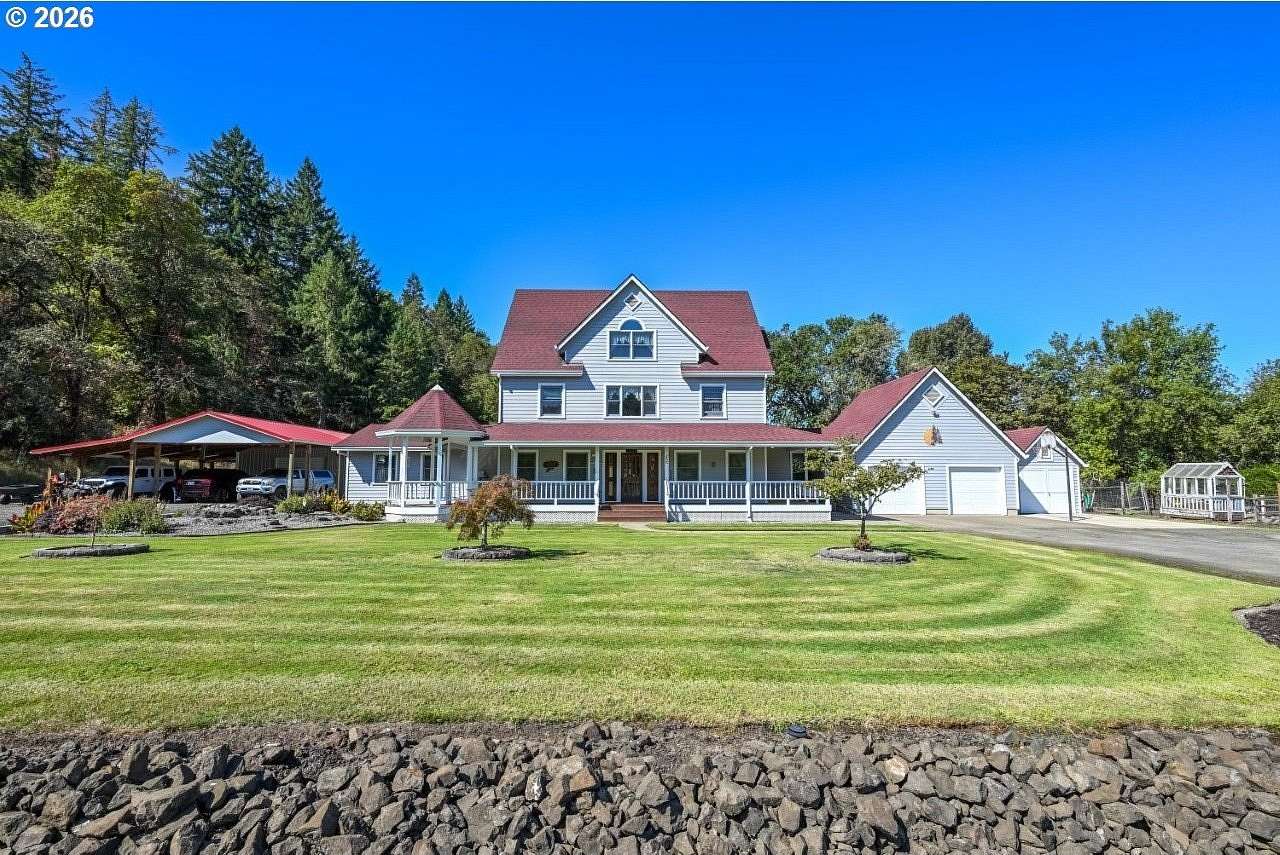 13.8 Acres of Recreational Land with Home for Sale in Roseburg, Oregon