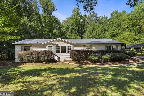 3 Acres of Land with Home for Sale in Forsyth, Georgia
