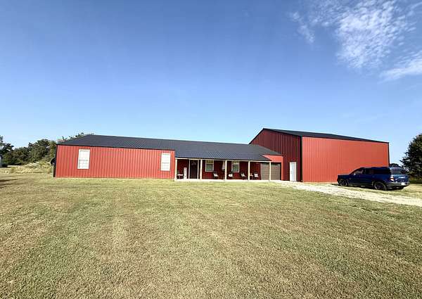 9 Acres of Land with Home for Sale in Poplar Bluff, Missouri
