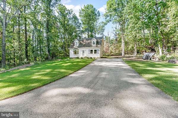 2.82 Acres of Land with Home for Lease in Prince Frederick, Maryland