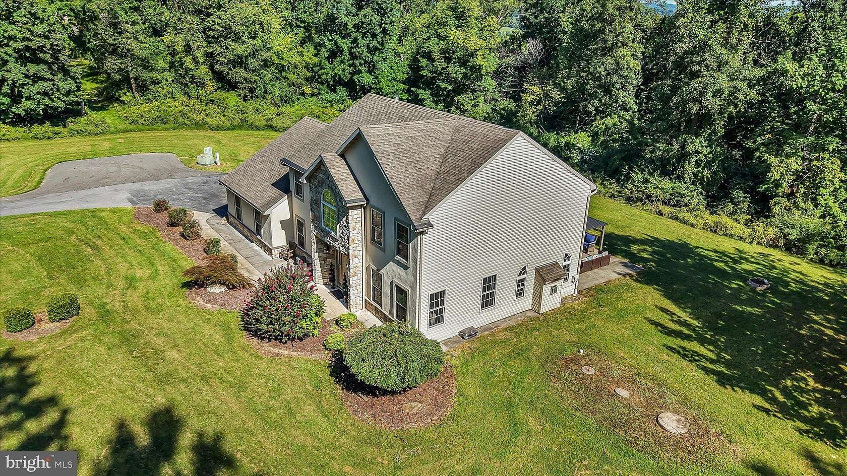 10.3 Acres of Recreational Land with Home for Sale in Reading, Pennsylvania