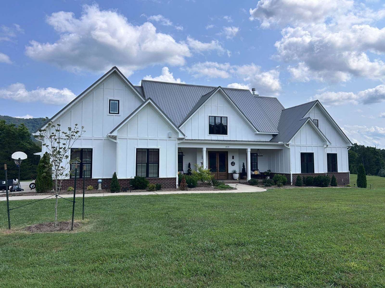 15 Acres of Recreational Land with Home for Sale in Corryton, Tennessee