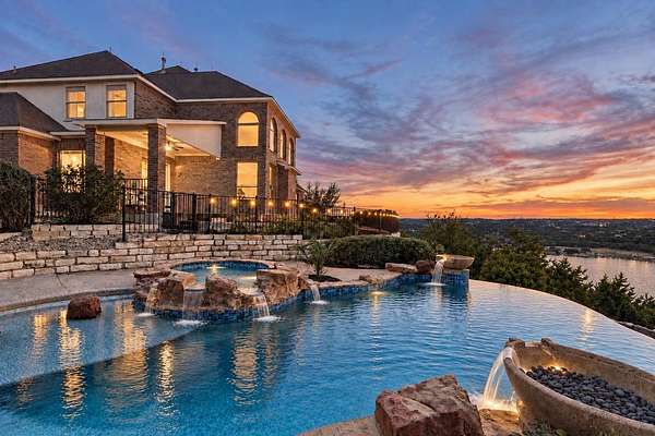 1.54 Acres of Land with Home for Sale in Spicewood, Texas