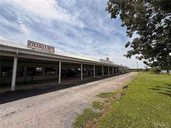 9.36 Acres of Commercial Land for Sale in St. James, Missouri