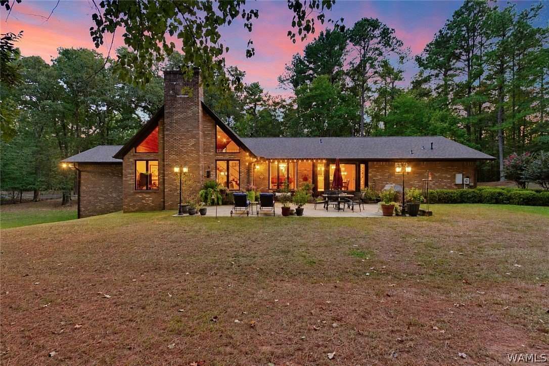 4 Acres of Land with Home for Sale in Tuscaloosa, Alabama