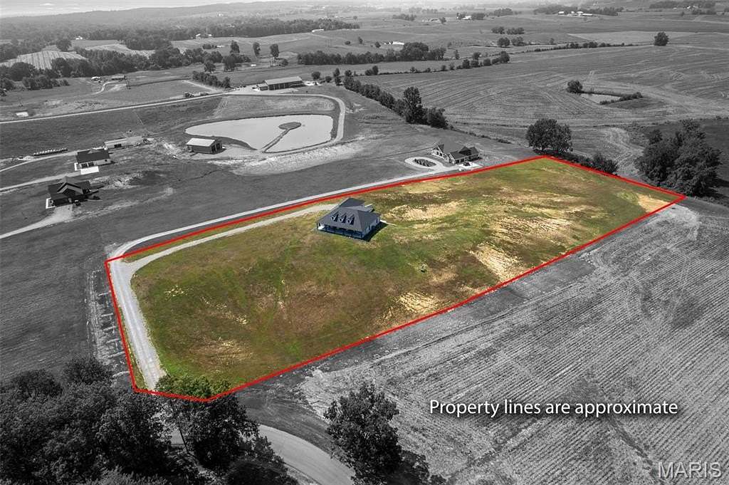 5 Acres of Land with Home for Sale in Benton, Missouri