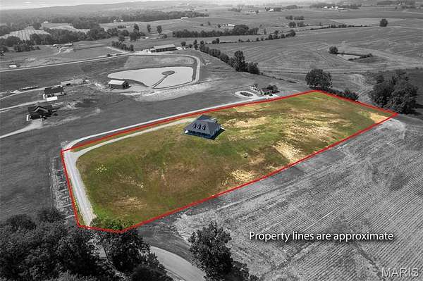5 Acres of Land with Home for Sale in Benton, Missouri