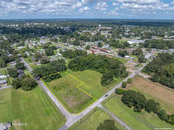 1.24 Acres of Residential Land for Sale in Abbeville, Louisiana