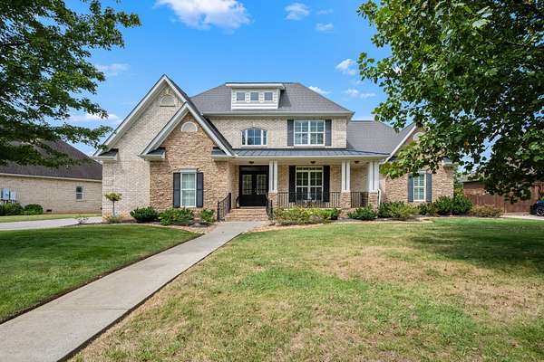 2.74 Acres of Land with Home for Sale in Murfreesboro, Tennessee