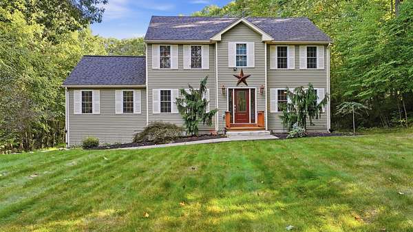 2.32 Acres of Land with Home for Sale in Douglas, Massachusetts