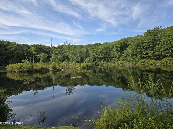 1 Acre of Residential Land for Sale in Lords Valley, Pennsylvania