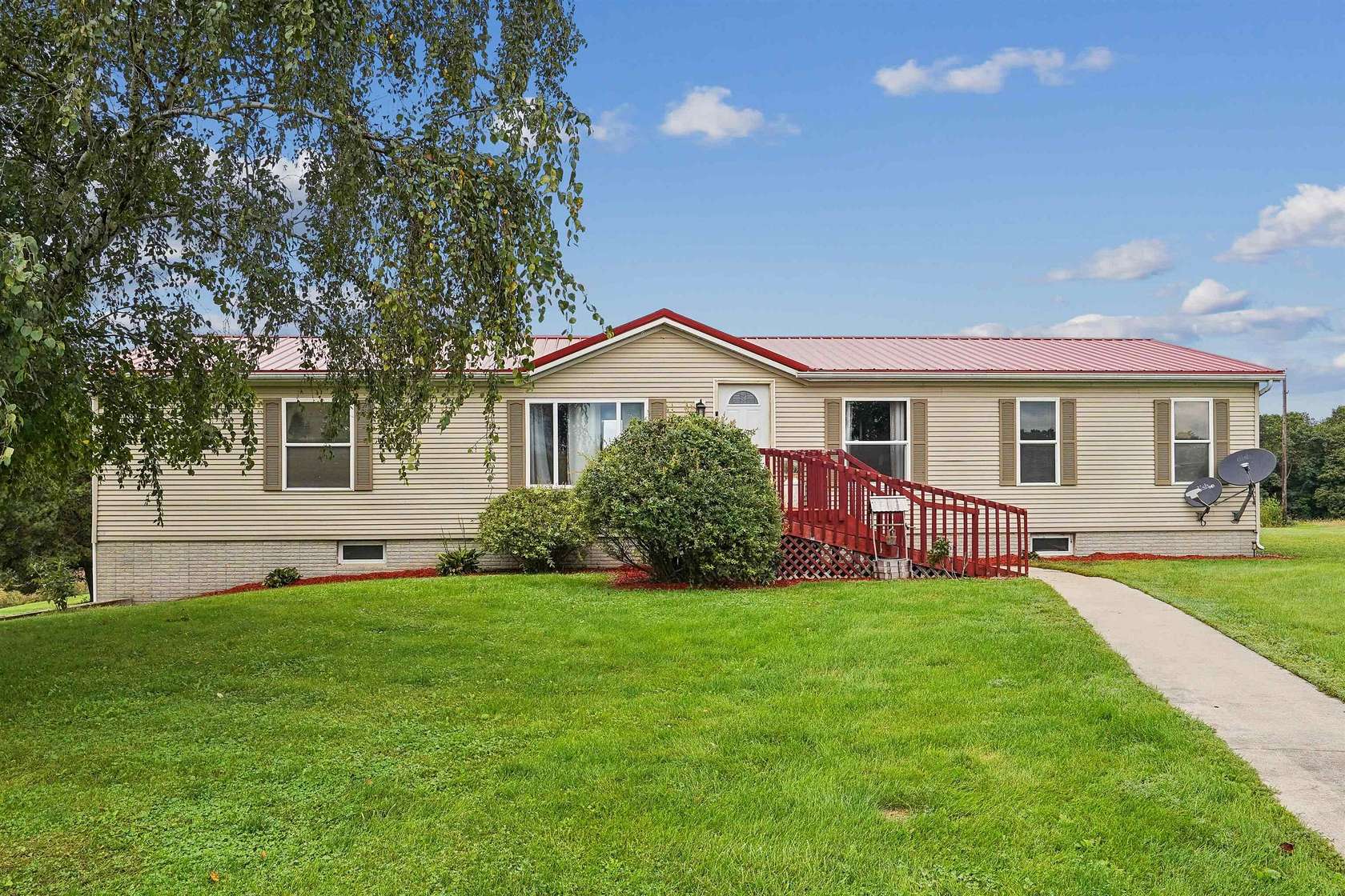 3.16 Acres of Land with Home for Sale in Monona, Iowa