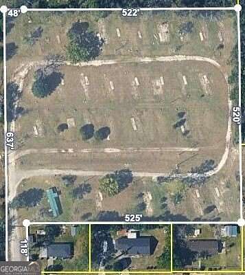 7 Acres of Land for Sale in Waycross, Georgia