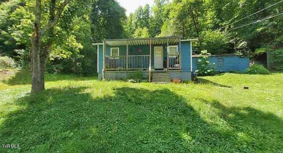 11.4 Acres of Land with Home for Sale in Johnson City, Tennessee
