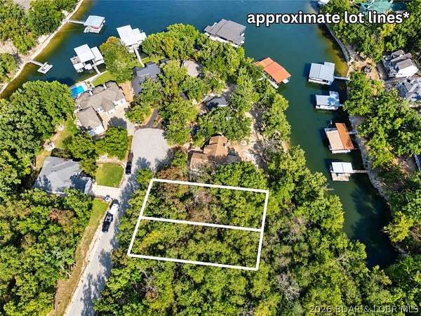0.5 Acres of Residential Land for Sale in Village of Four Seasons, Missouri