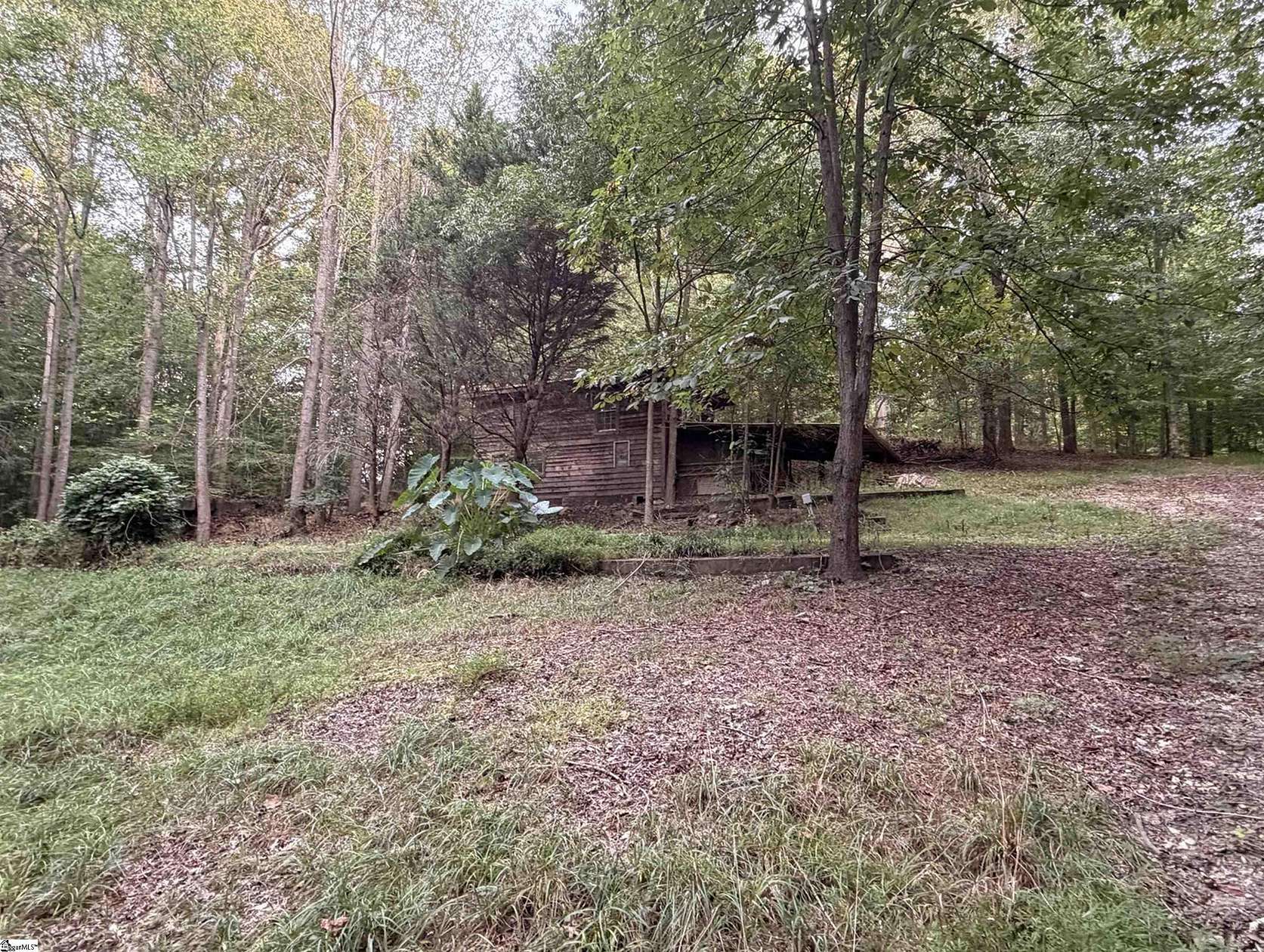 3.4 Acres of Residential Land for Sale in Gray Court, South Carolina