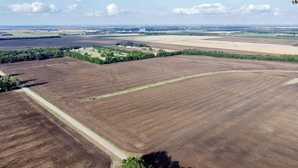 51.5 Acres of Agricultural & Residential Land for Sale in Haven, Kansas
