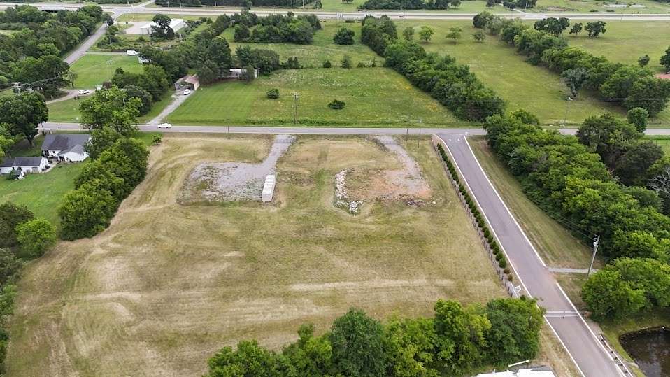 2.76 Acres of Mixed-Use Land for Sale in Murfreesboro, Tennessee