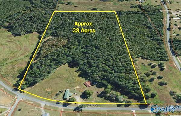 38 Acres of Land with Home for Sale in Boaz, Alabama