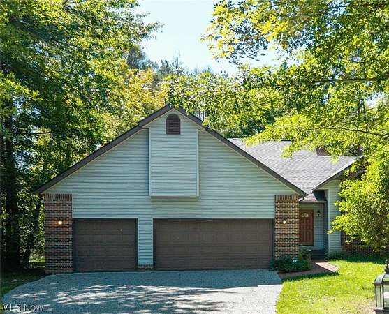 4 Acres of Land with Home for Sale in Akron, Ohio